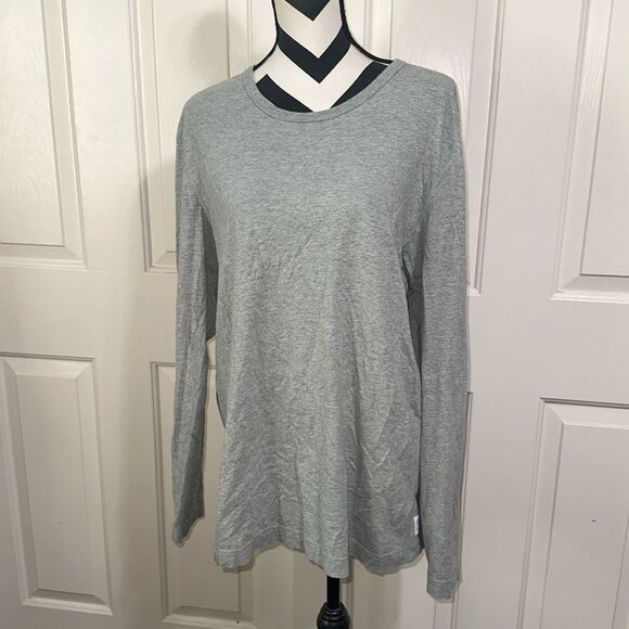REIGNING CHAMP Gray Long Sleeve Top - Picture 1 of 6